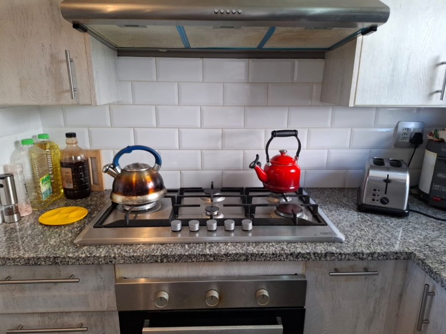 2 Bedroom Property for Sale in Groenvlei Sh Free State